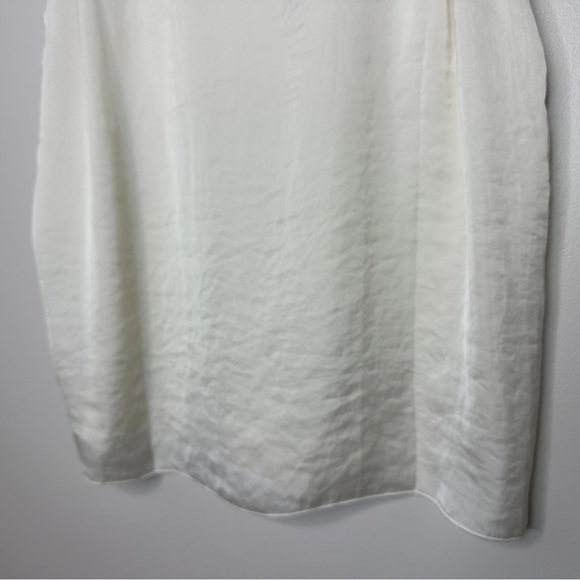 CAbi Complete Ivory Sleeveless Top | #4351 Tank - Picture 11 of 12